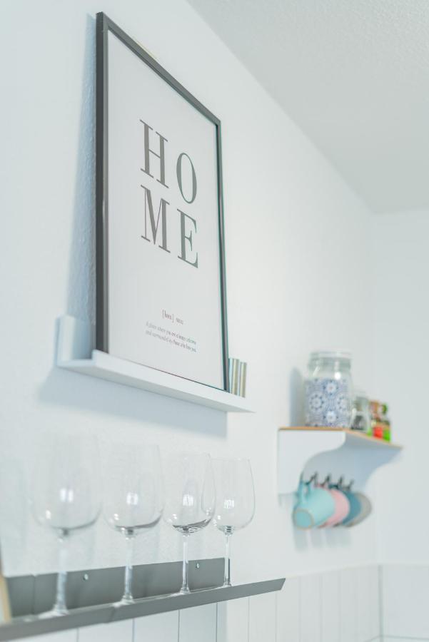Helles Apartment In Top-Lage Mit Parkplatz Magdeburgo Exterior foto